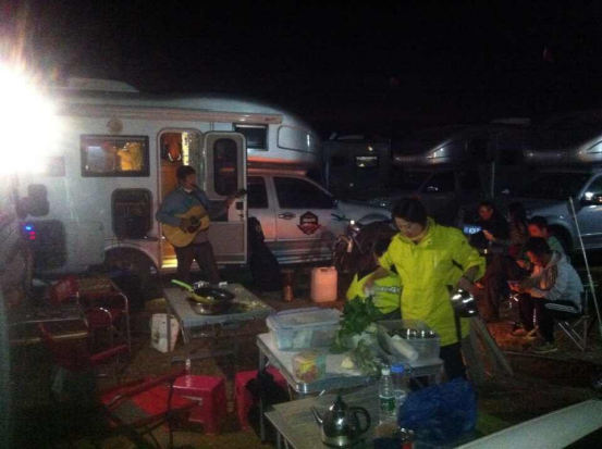 阿拉善英雄會(huì)即將開始 阿拉善英雄會(huì)即將開始