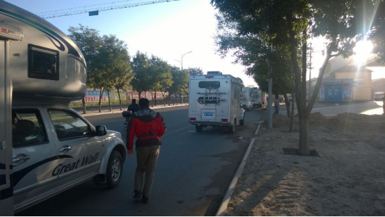 阿拉善英雄會(huì)即將開始 阿拉善英雄會(huì)即將開始